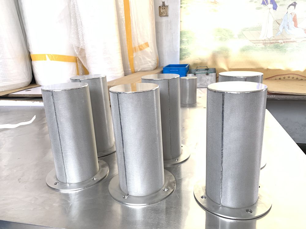 烧结网与金属网有何区别你知路吗？