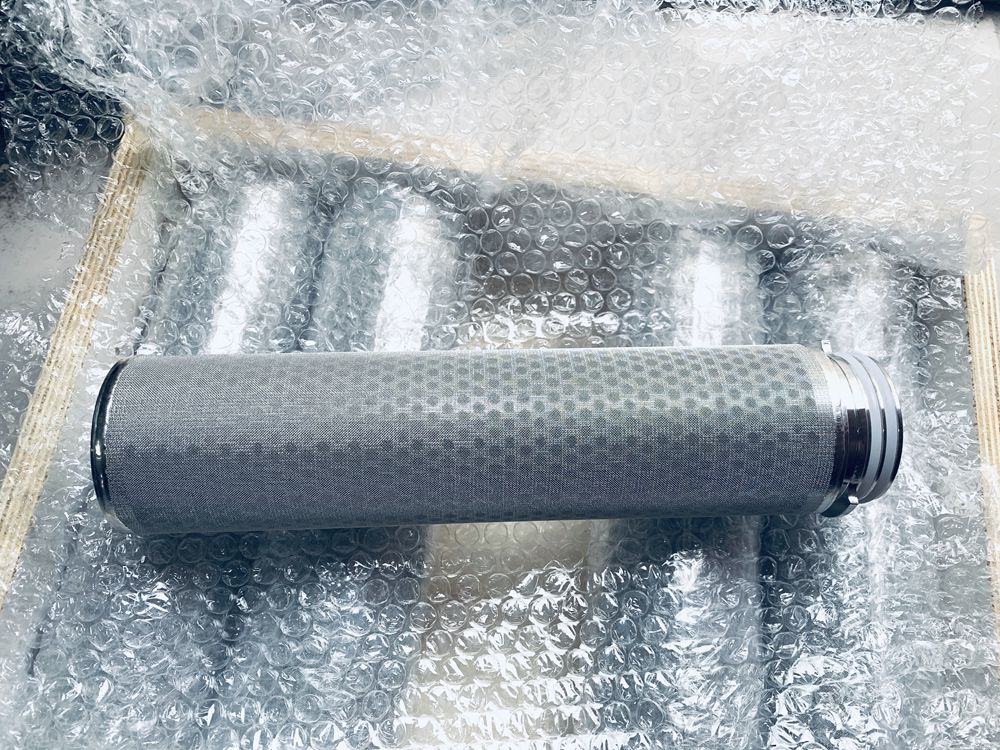 冲孔板复合网的优势你知路几多？